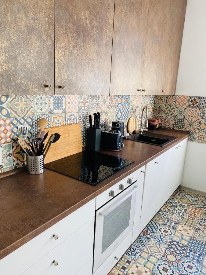 Residence Park Lovely Apartman With Private Parking Kysucke Nove Mesto Exterior foto