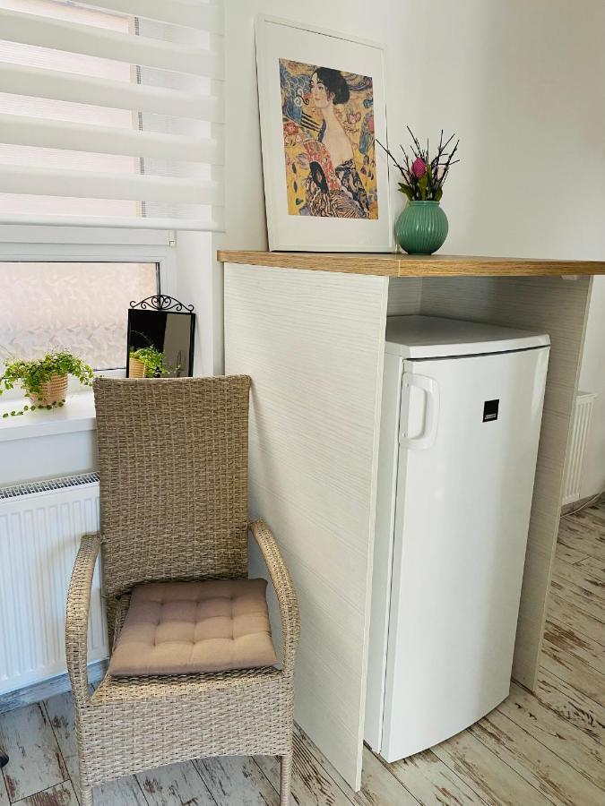 Residence Park Lovely Apartman With Private Parking Kysucke Nove Mesto Exterior foto